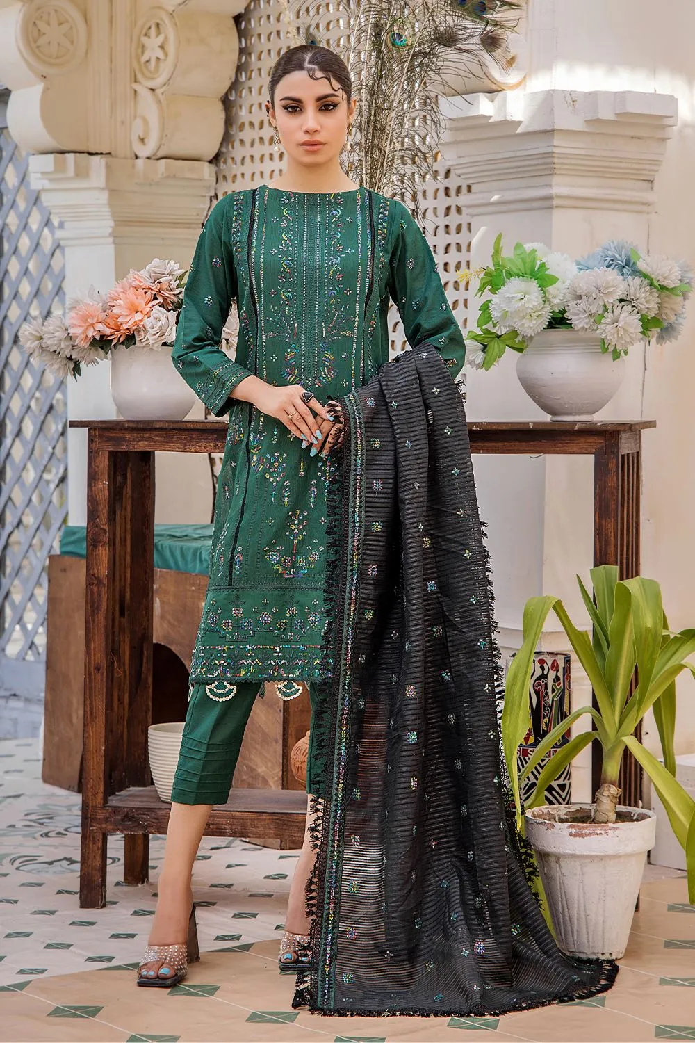 3 Pcs Unstitched Emb Khaddar Suit KKE-1616