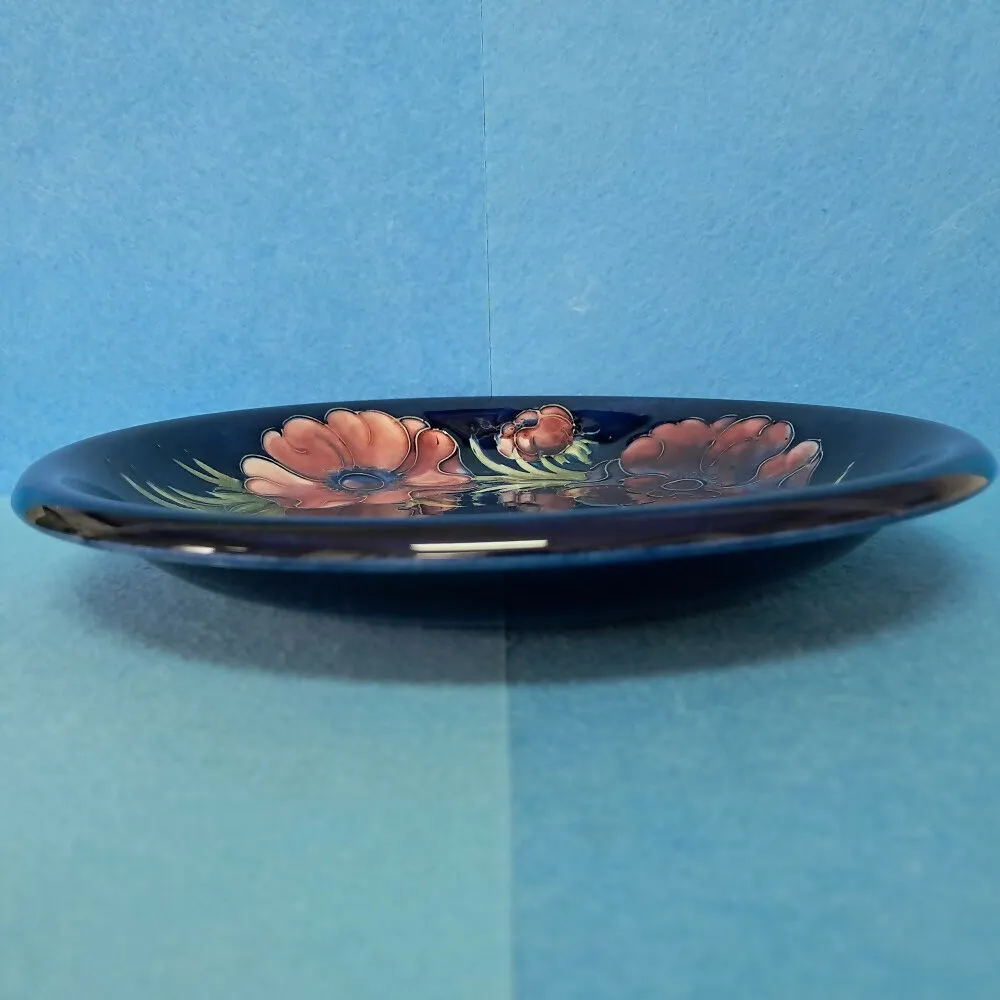 A Moorcroft Shallow Bowl 1953-78 (Dia 8.62") in the Anemone Design