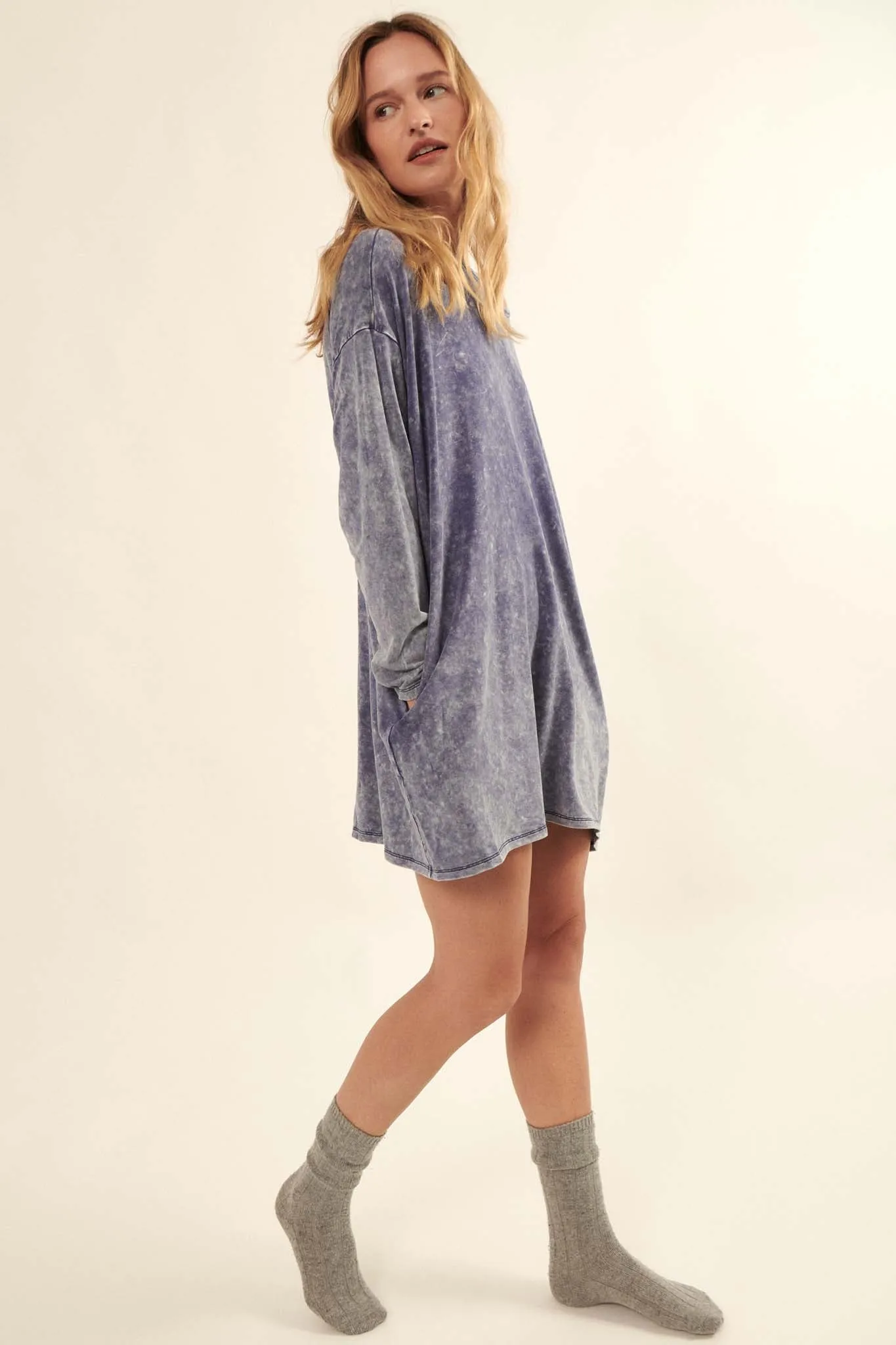 Be Inspired Long-Sleeve T-Shirt Mini Dress