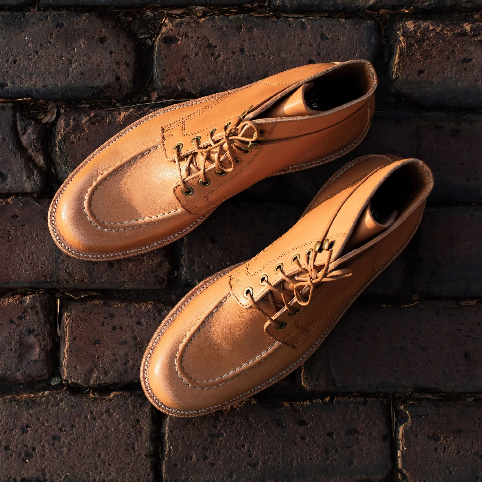 Brass Boot Tan Essex