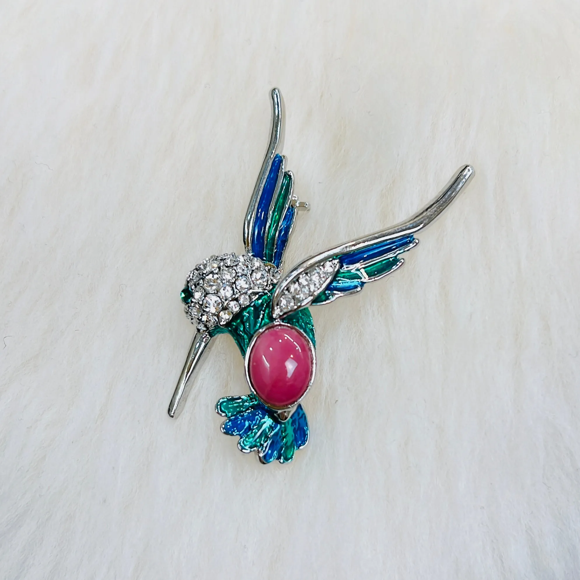 Canadian Rhodonite Humming Bird Brooch / Pin Silver Colour