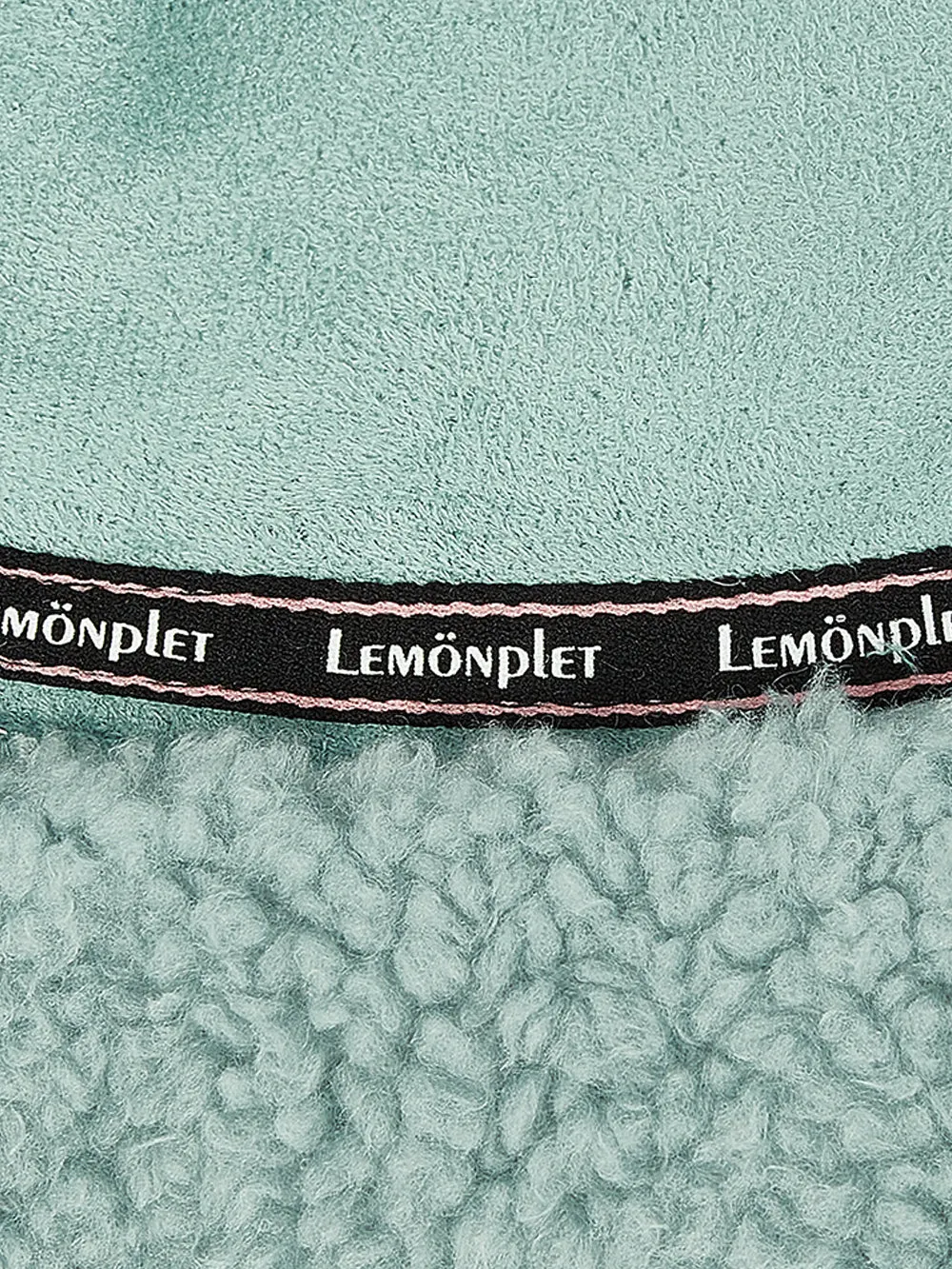 FAUX FUR BUCKET HAT WITH LEMÖNPLET LOGO