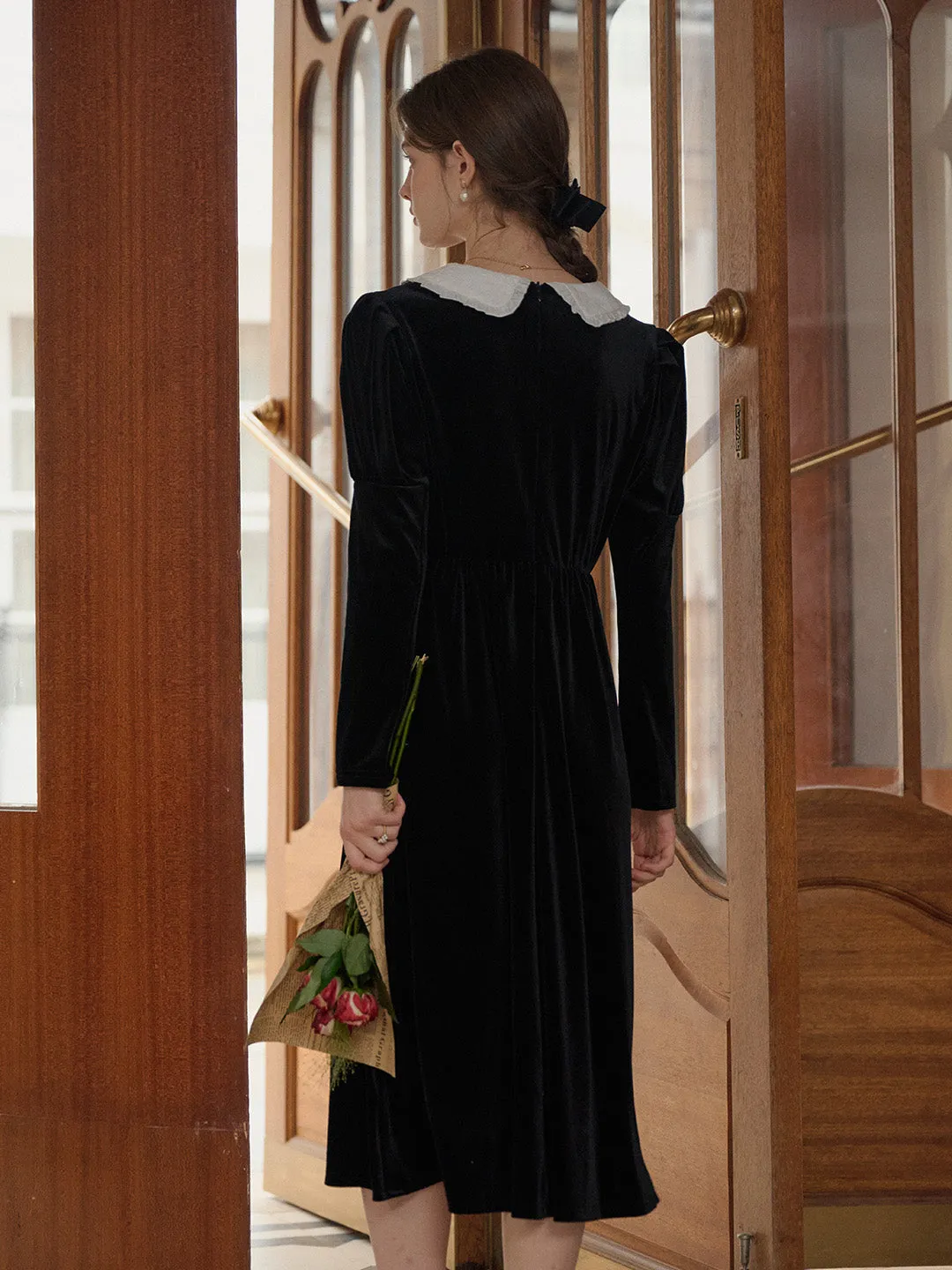 【Final Sale】Kiara Doll Collar Black Velvet Dress