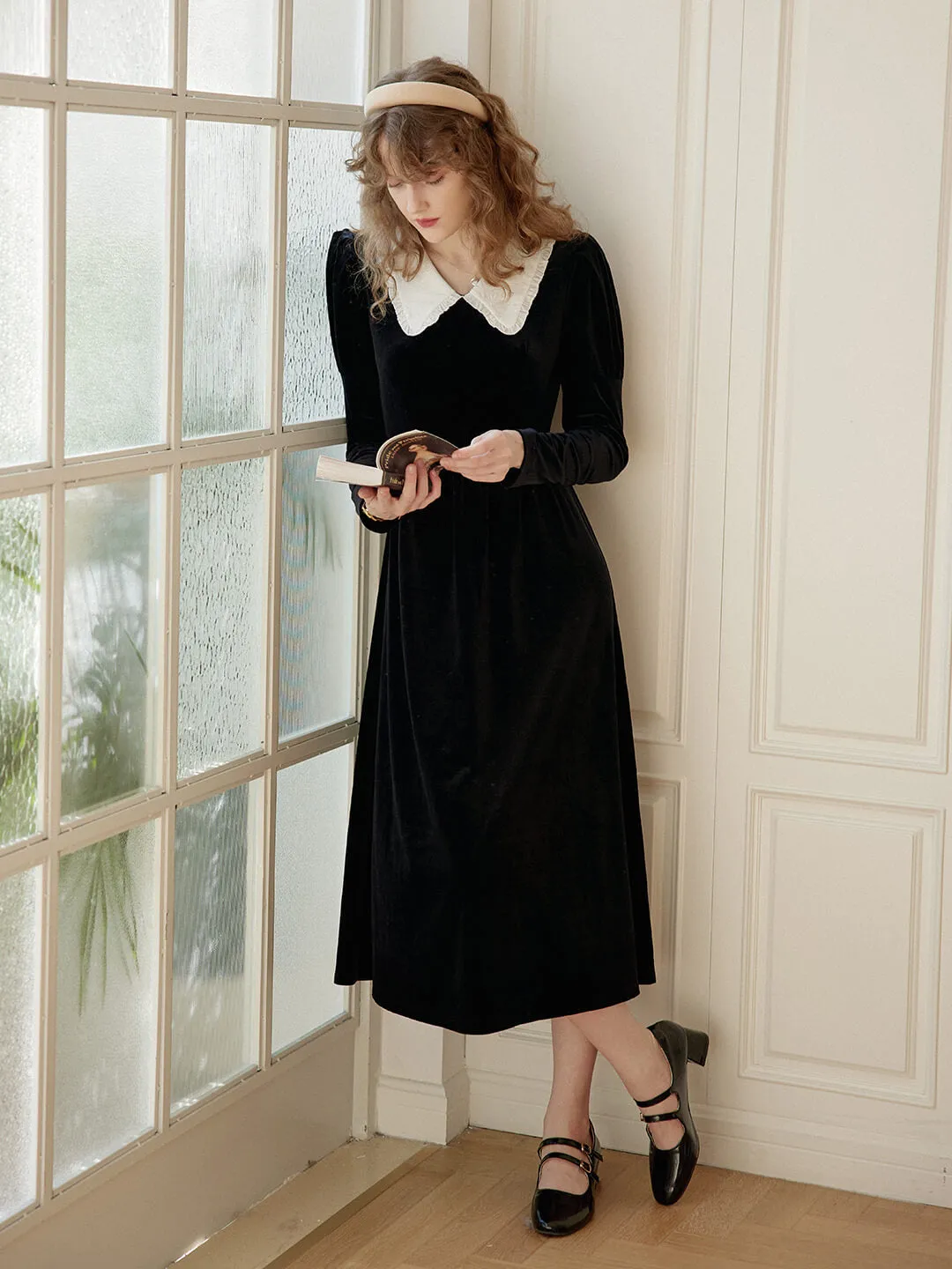 【Final Sale】Kiara Doll Collar Black Velvet Dress