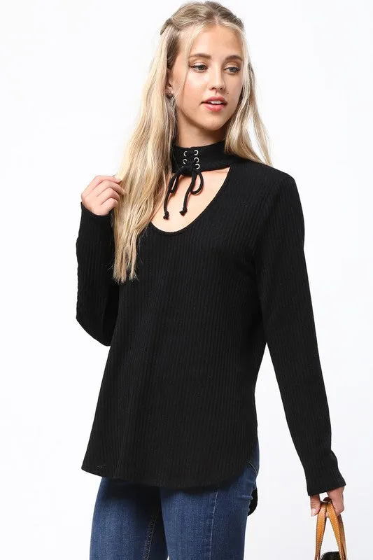 LACE UP CHOKER TOP