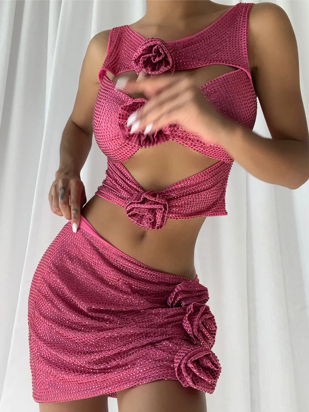 LINNE Cutout Top & Skirt Set in Pink