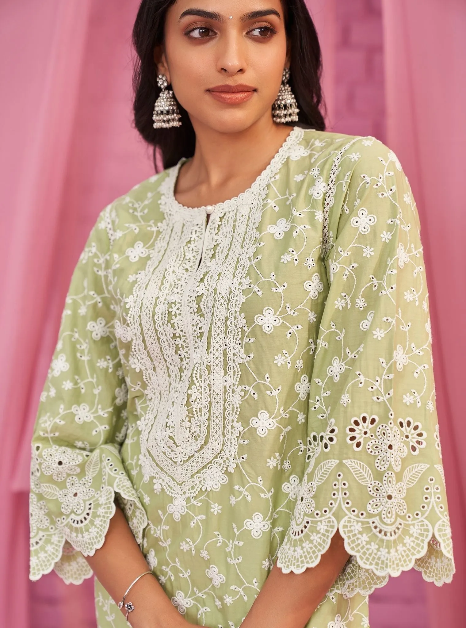 Mulmul Cotton Gauri Light Green Kurta With Mulmul Cotton Saanjh White Pant