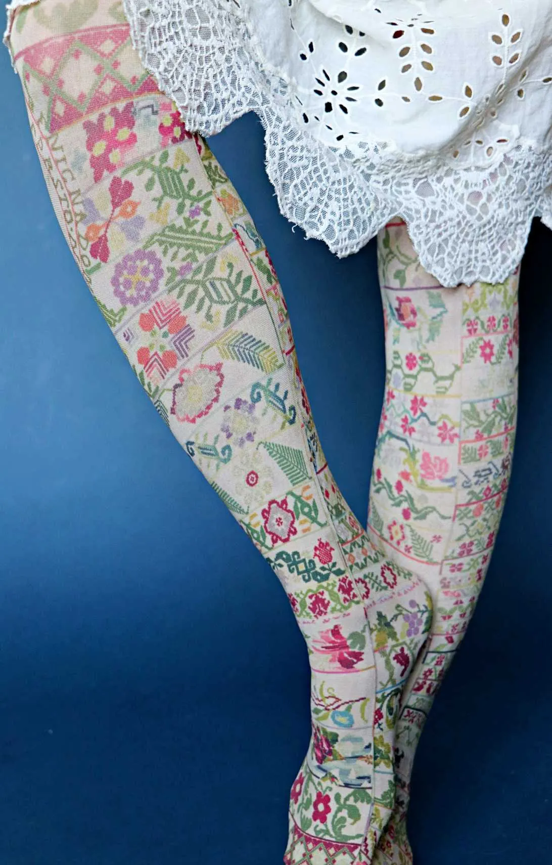 Sampler by The Art Institute of Chicago Printed Art Tights