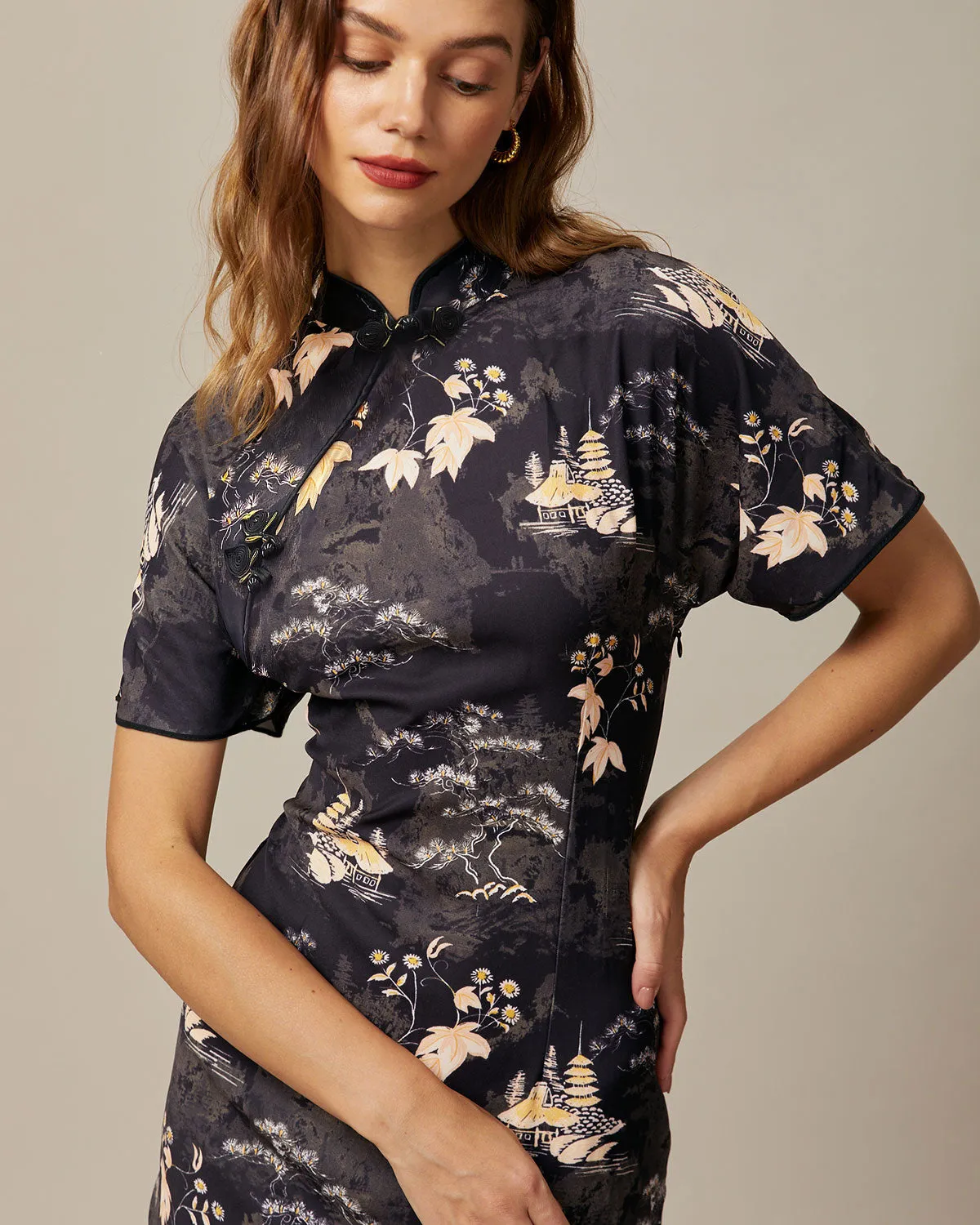 The Black Mandarin Collar Floral Cheongsam